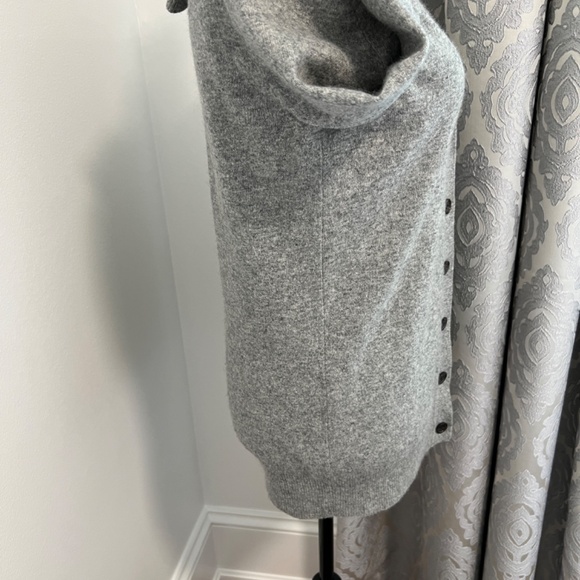 J. CREW CARDIGAN with Cashmere - Picture 4 of 10